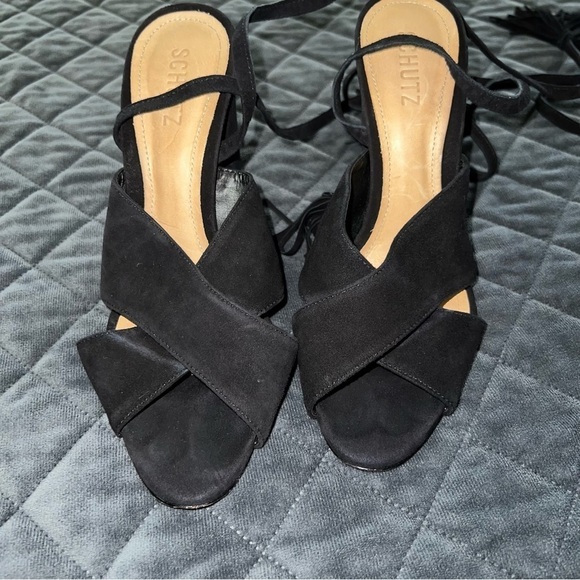 Schutz heels Women 8.5 Shoes Revolve Black Suede Tassel Block Open Toe Strappy - Picture 14 of 14